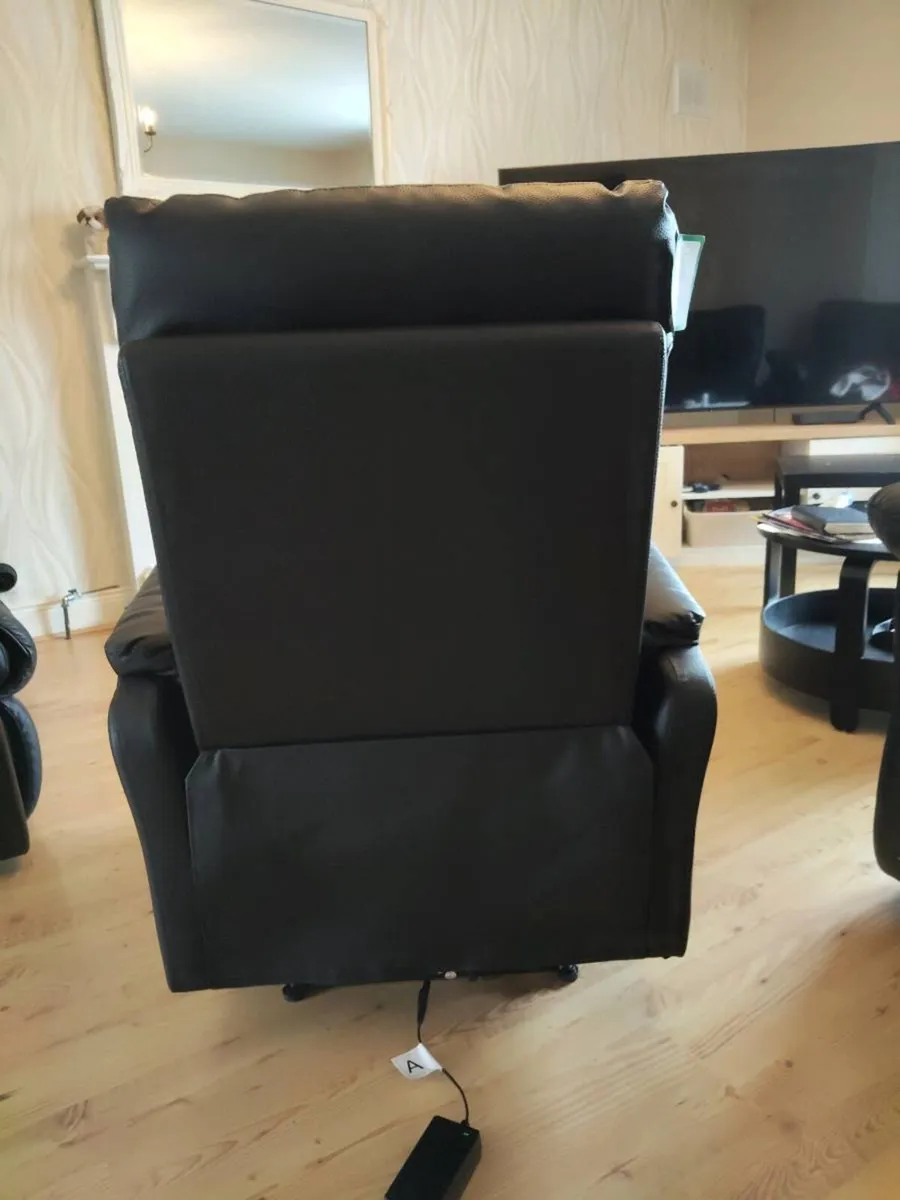 Electric Recliner - Image 2