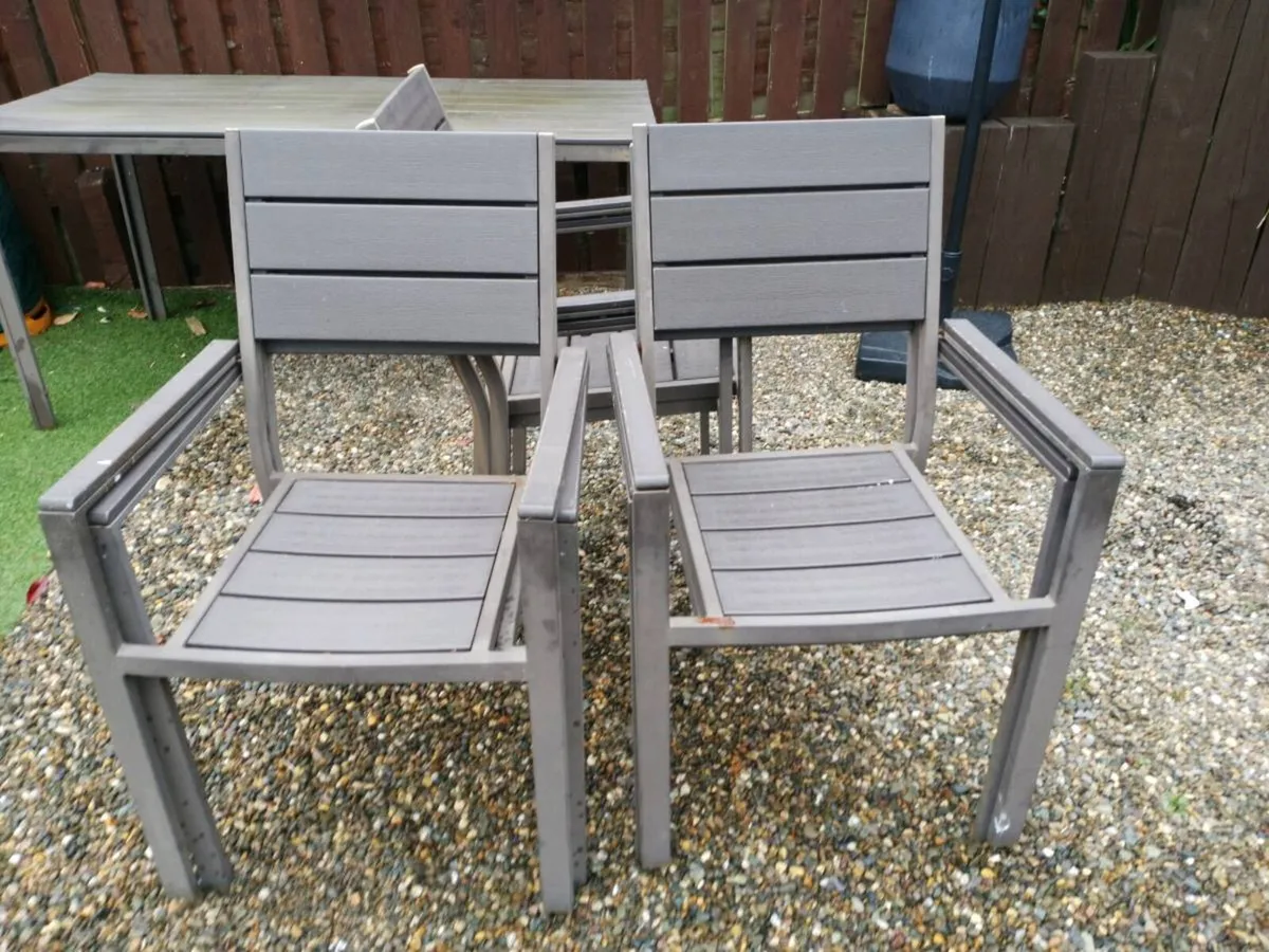 Free table and 6 chairs - Image 1