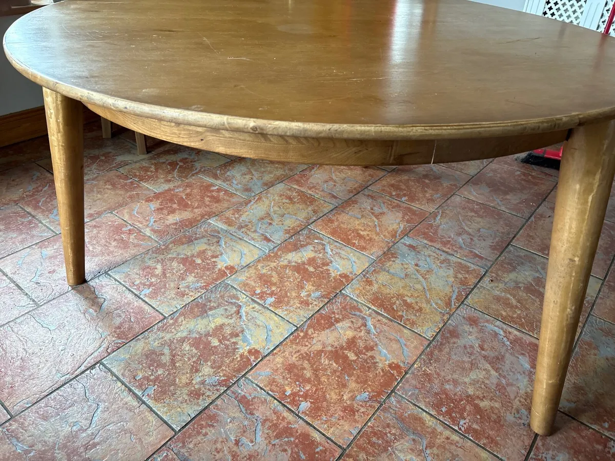 Kitchen table - Image 4