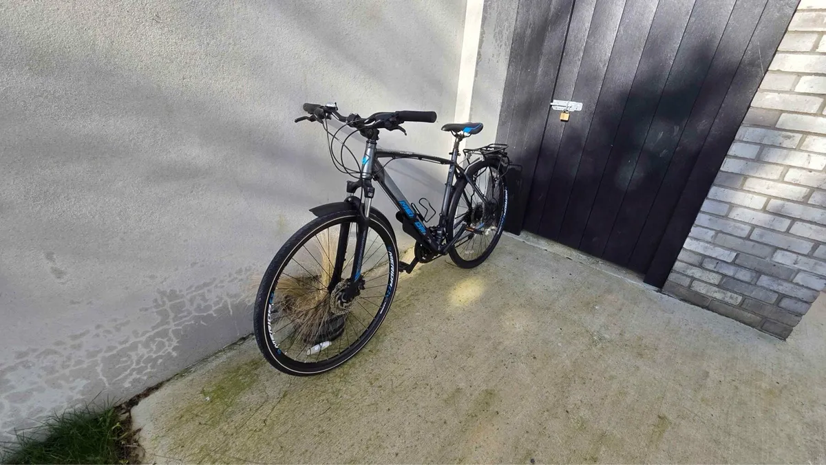 Merida Crossway 100 Size L (LIKE NEW) Hybrid bike - Image 2