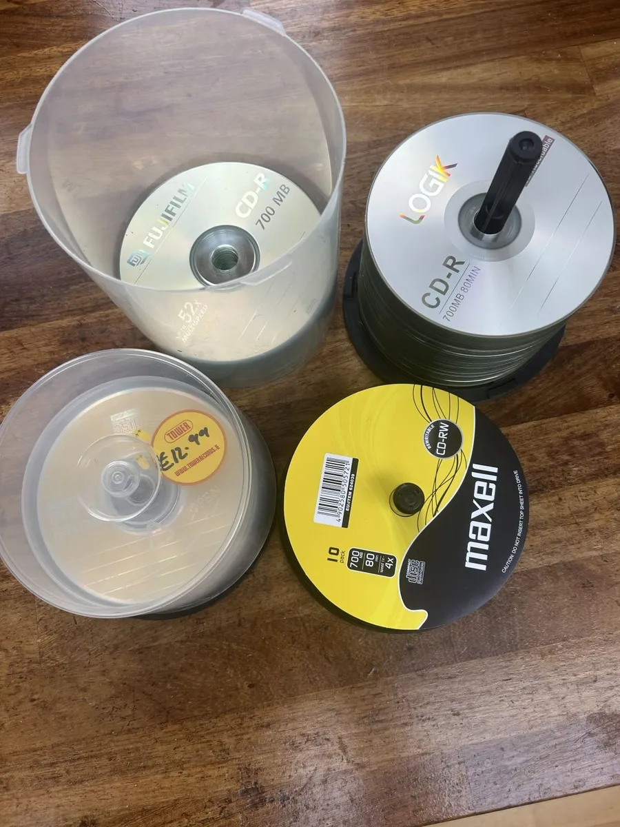 Free Stuff      Blank CDs and blank DVDs FREE - Image 1