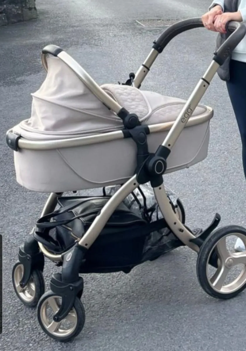 Egg 2 Stroller Buggy System - Colour: Feather - Image 2