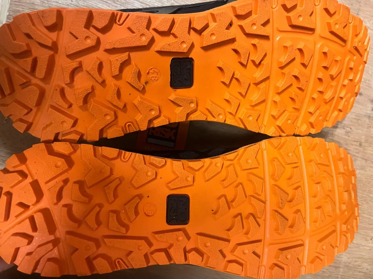 New brand  No Risk safety trainers - Image 4
