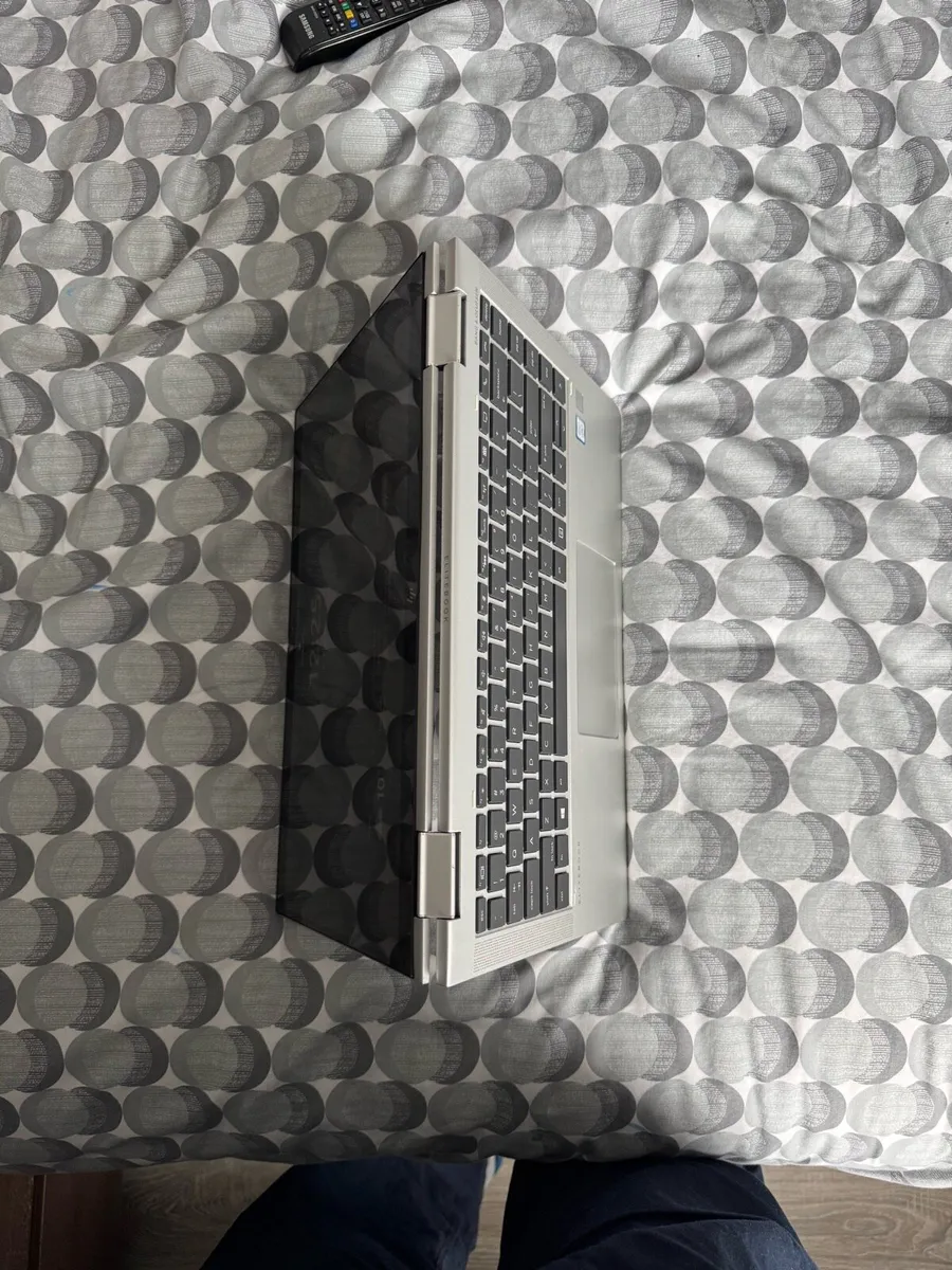 Hp Elite book x360 1040 G5 - Image 2