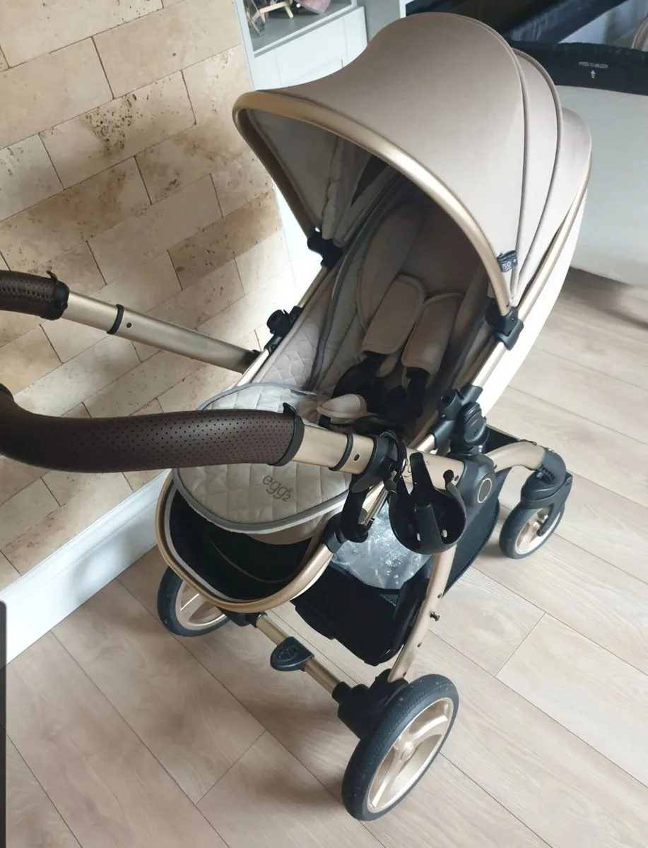 Egg 2 Stroller Buggy System - Colour: Feather - Image 1