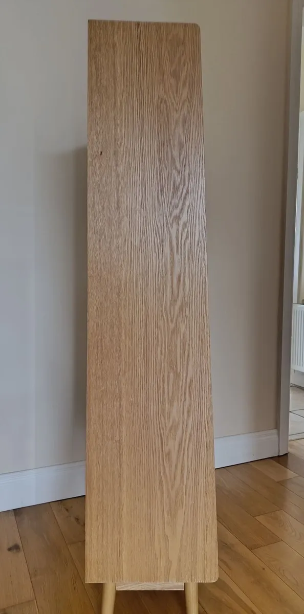Stylish and sturdy Shelving Unit - Image 4