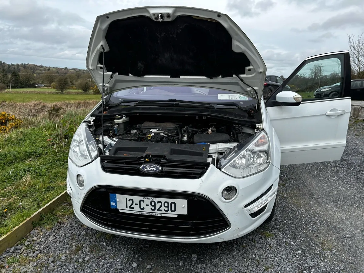 12 ford smax damaged repairable drive home - Image 4