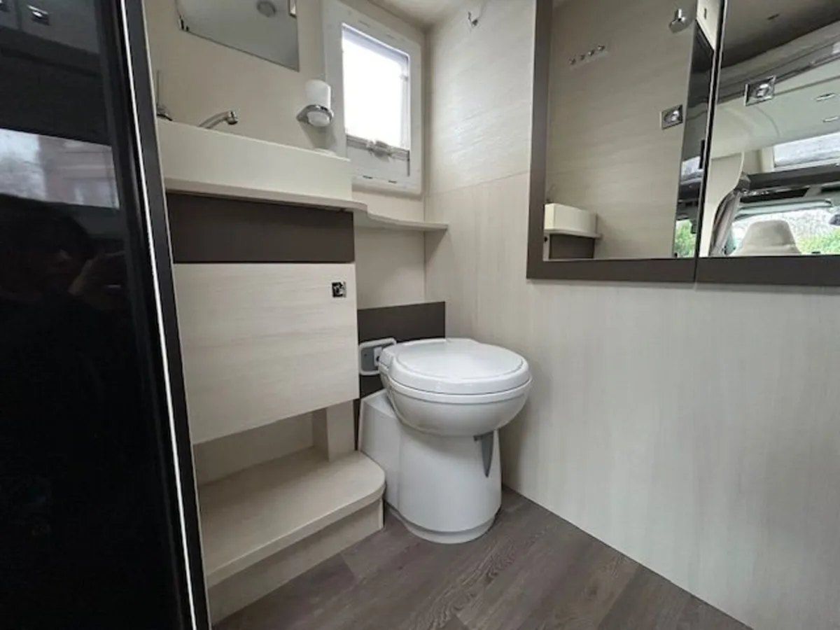 2018 CHAUSSON FLASH 530 AUTOMATIC 4 BERTH - Image 3