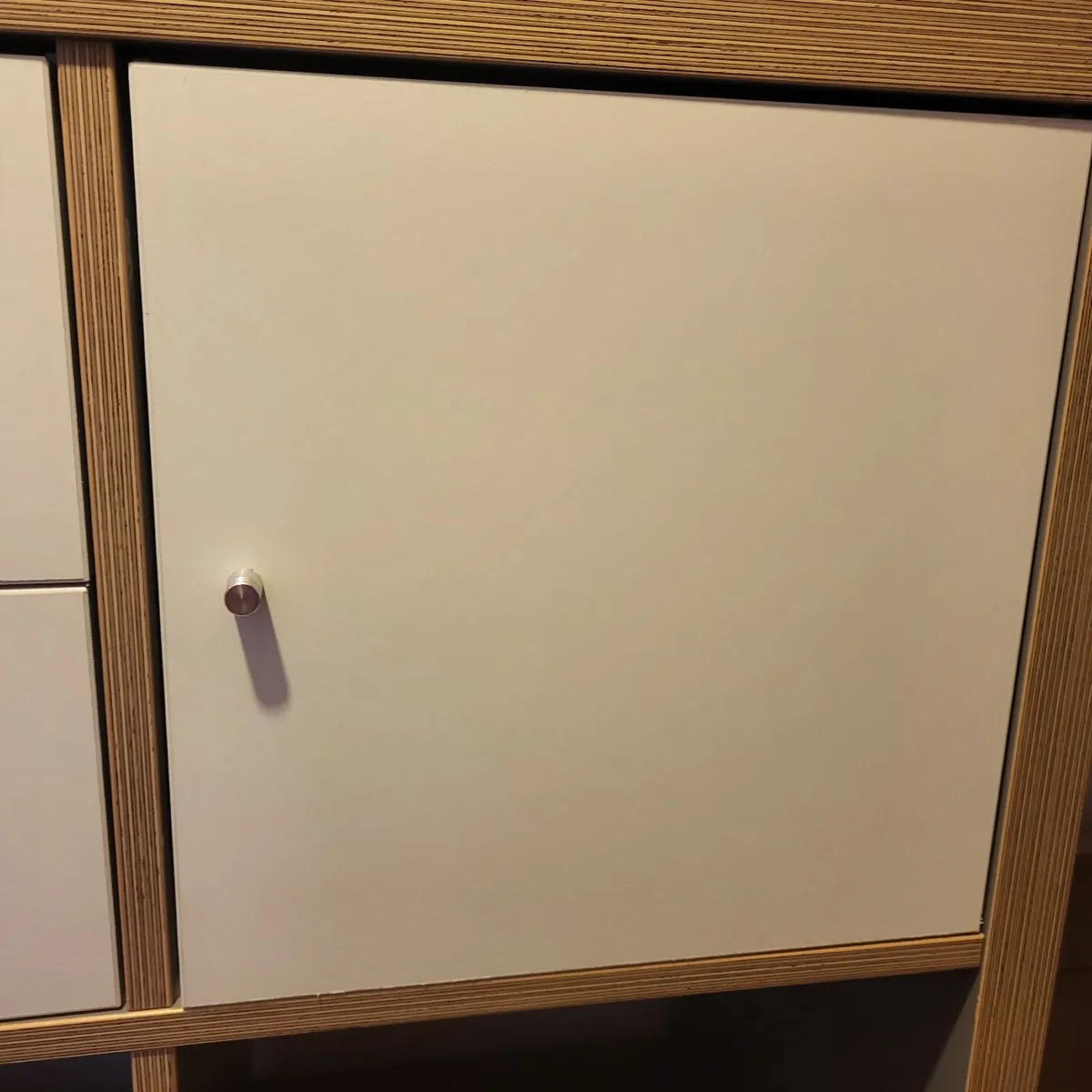 KALLAX Shelving unit, grey/wood effect, 77x147 cm - Image 3