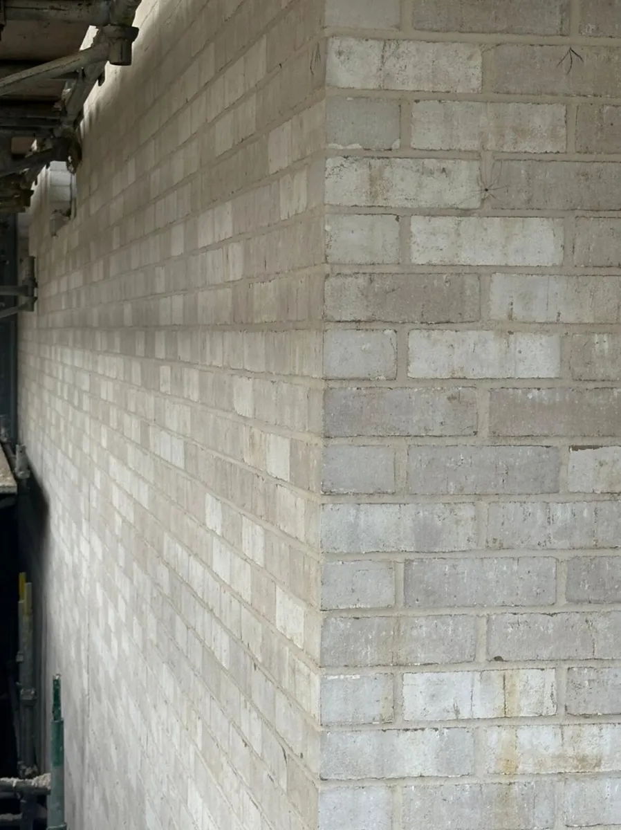 Bricks - San Francisco Smooth Smoked - Image 4