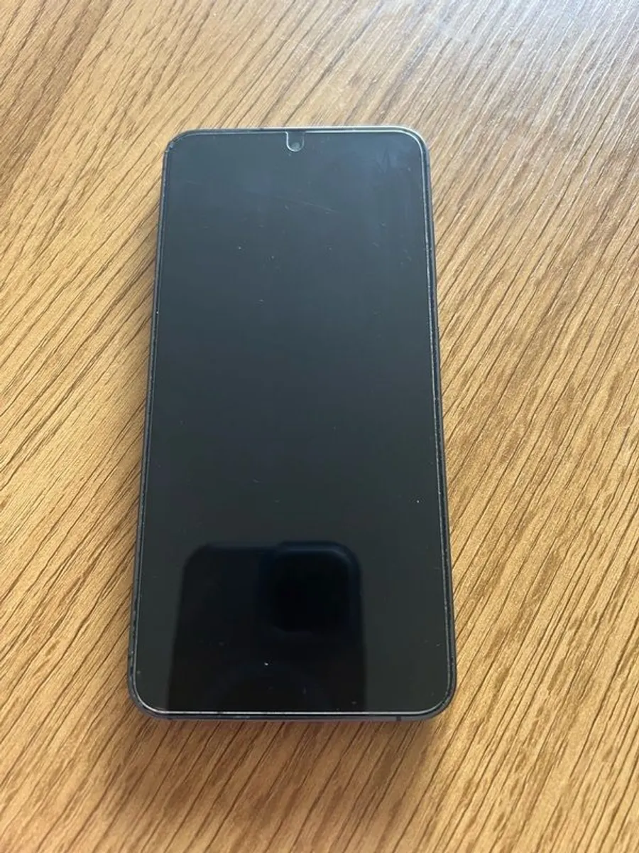 Samsung s24 perfect condition - Image 2