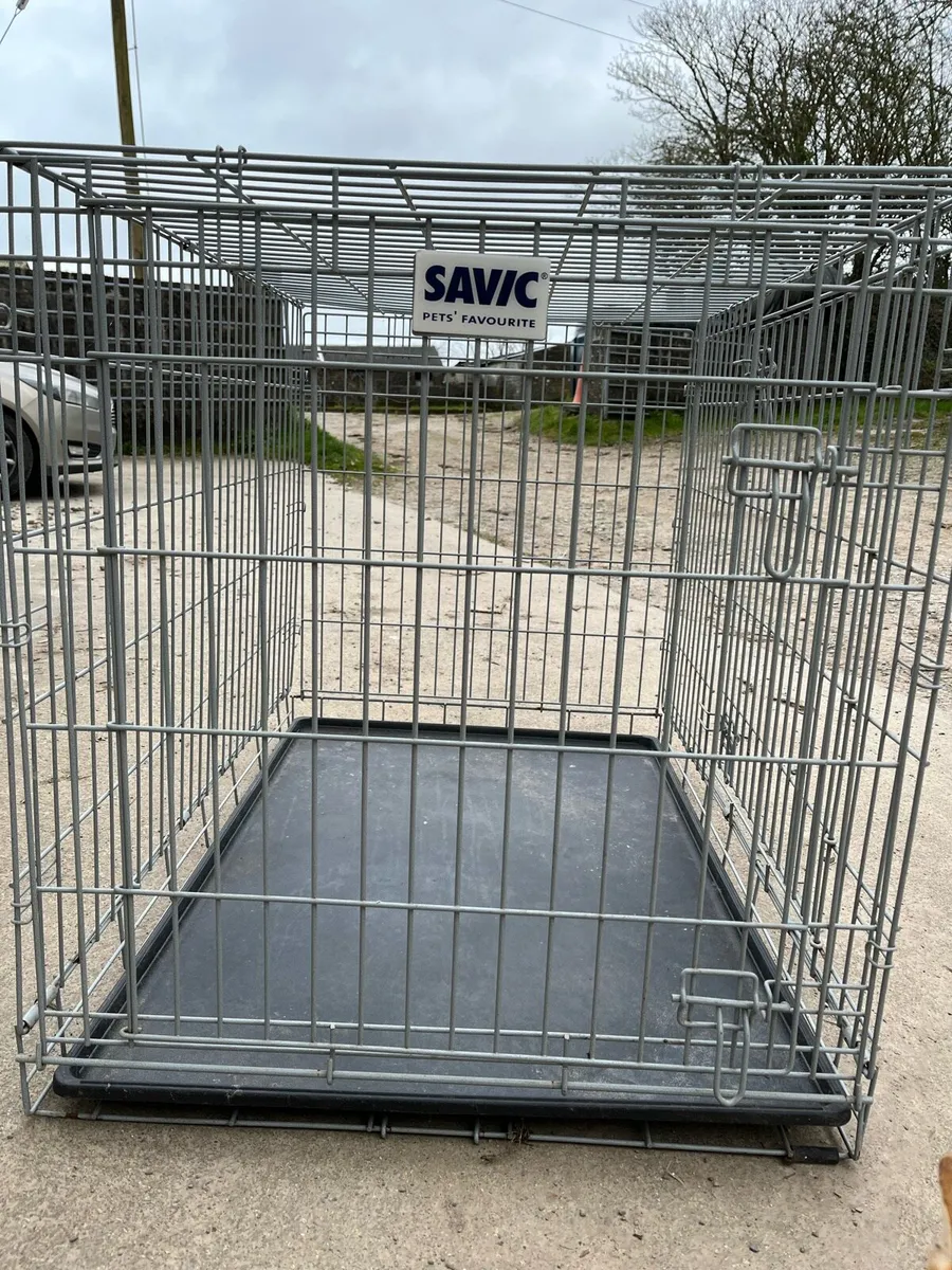 Dog crate - Image 1