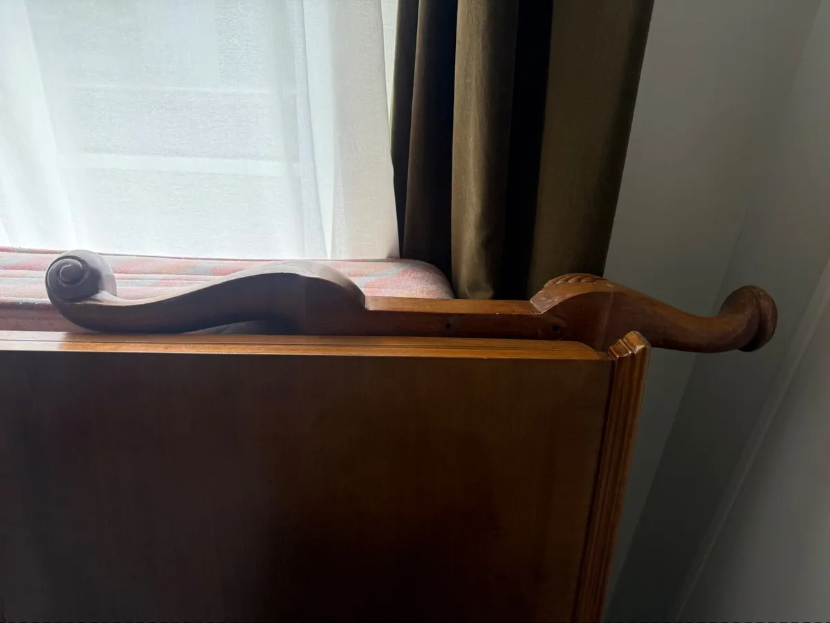 Vintage wooden bed - Image 2