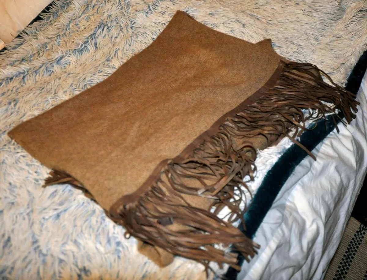 ZOE COUTURE SCARF/WRAP, TAUPE, 60% CASHMERE - Image 1