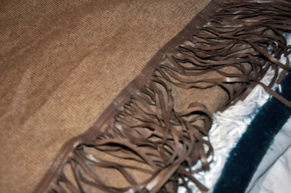 ZOE COUTURE SCARF/WRAP, TAUPE, 60% CASHMERE - Image 4