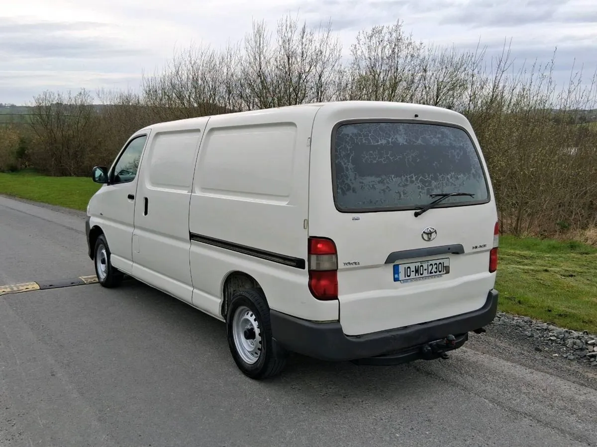 2010 hiace new cvrt mint condition 120bhp - Image 3