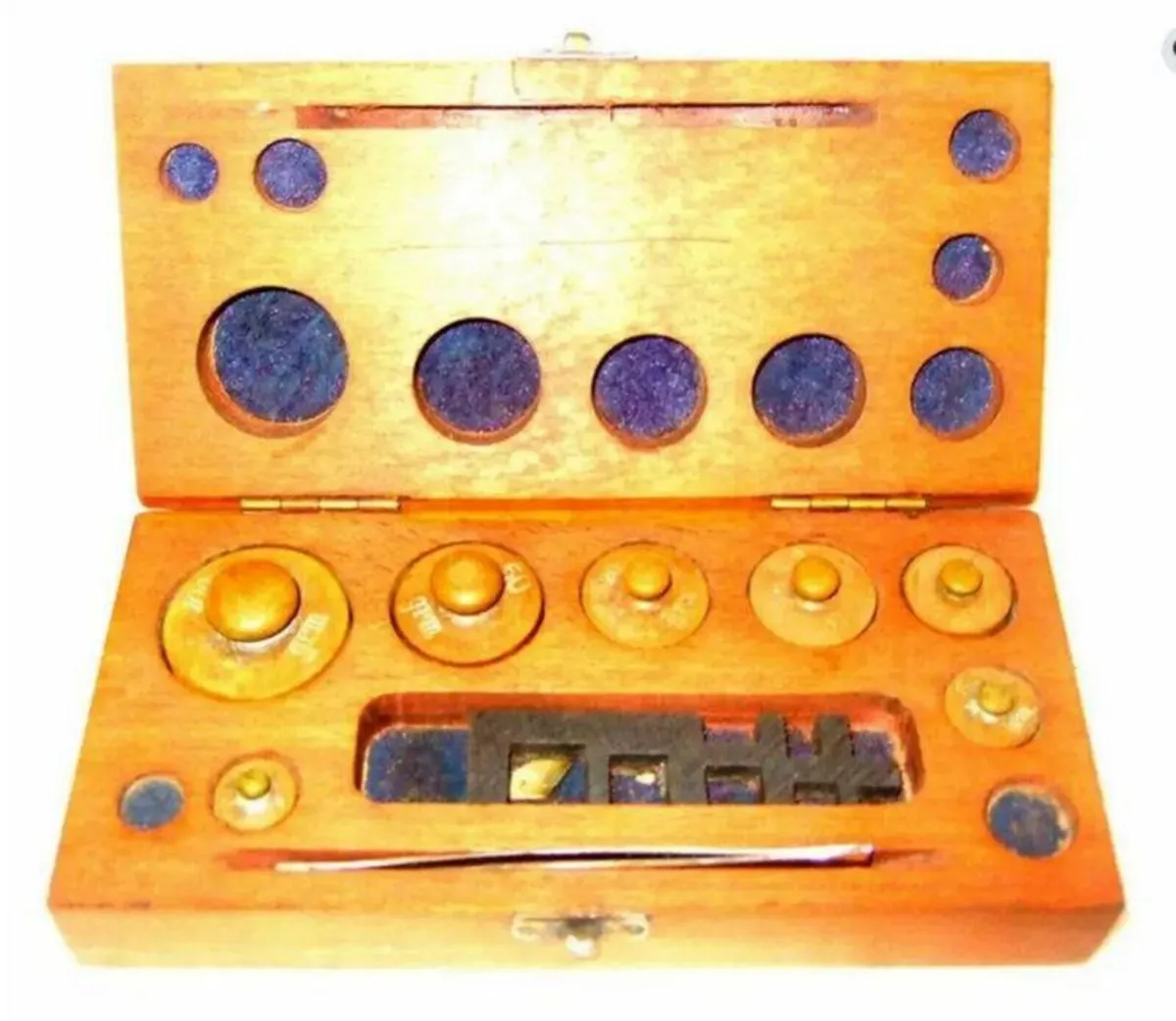 Vintage Set Apothecary's Weights - Image 1