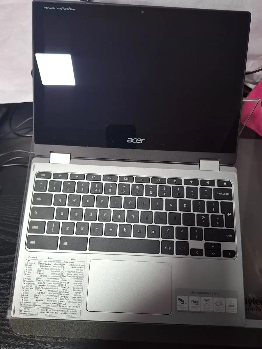 Chromebook - Image 2