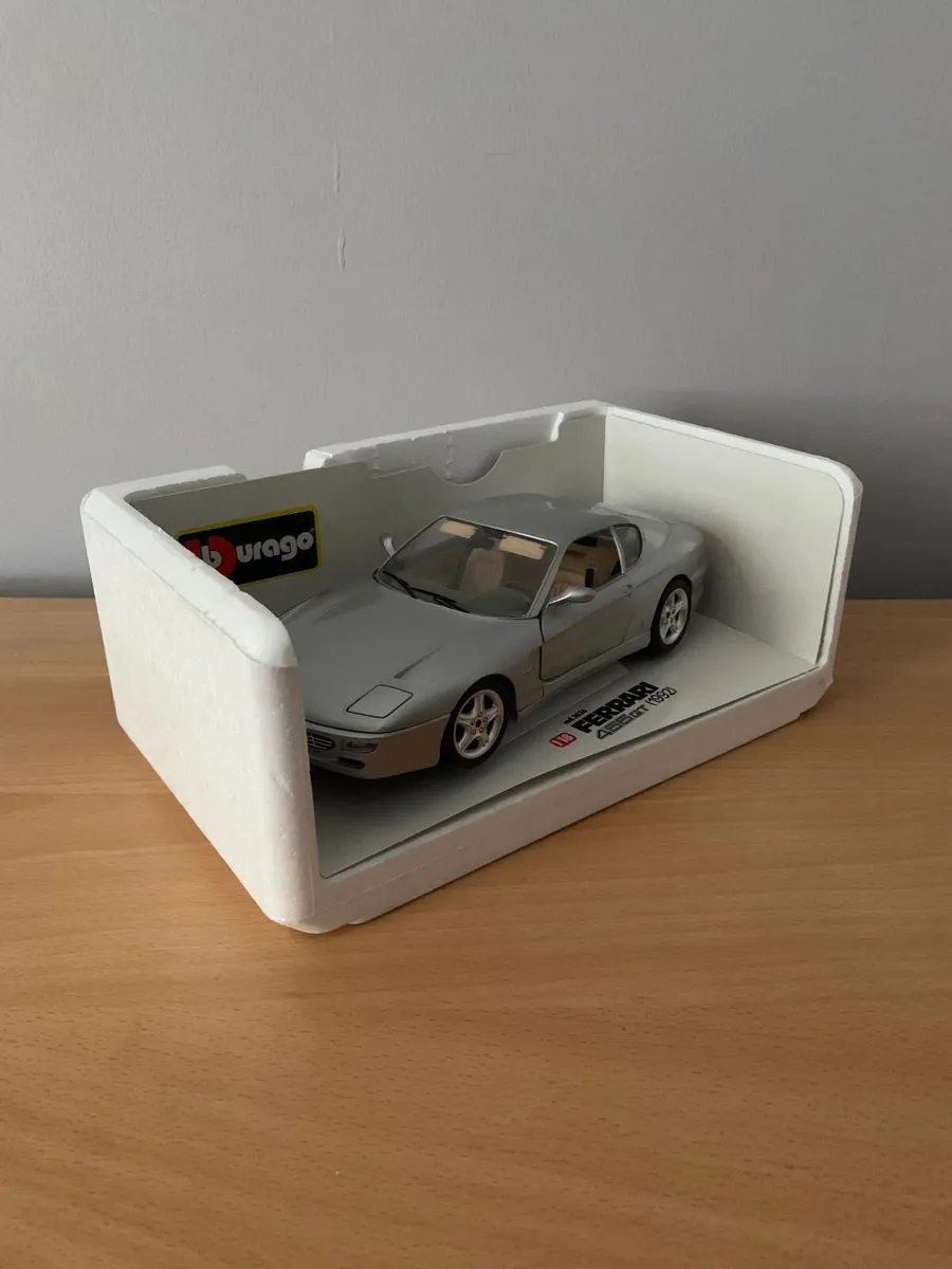 1992 Ferrari 456GT 1/18 Burago Model Car - Image 3