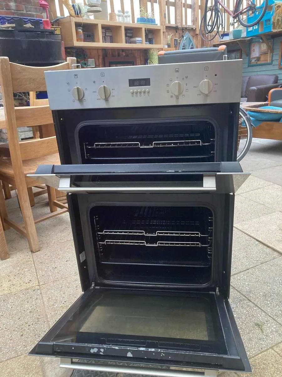Built in double cooker (€50) - Image 2