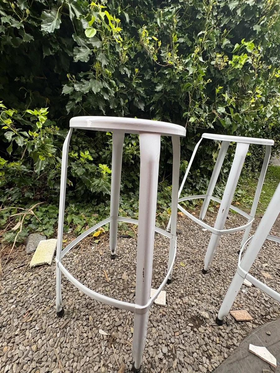 Set of 4 Bar Stools – Metal – 75cm - Image 3