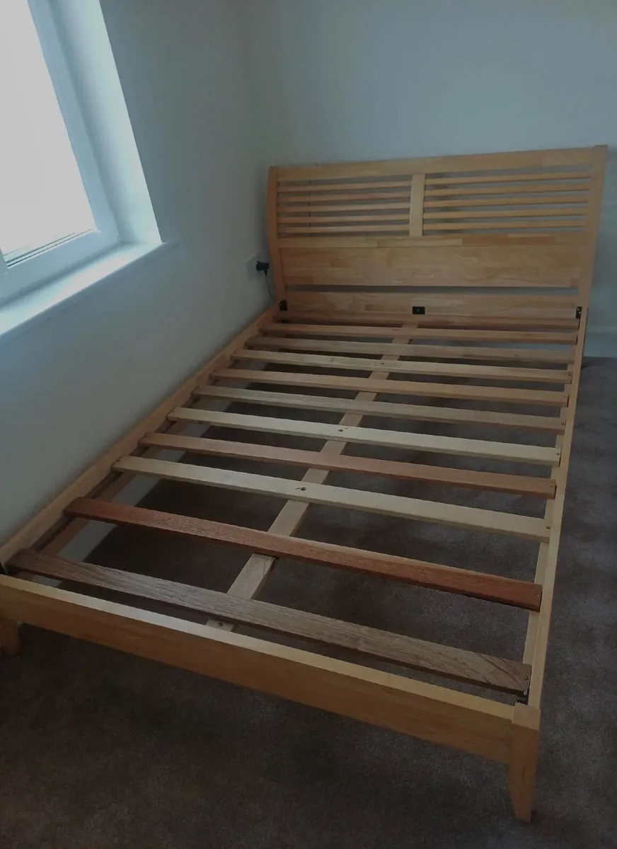 BEDFRAME - WOODEN - Image 1