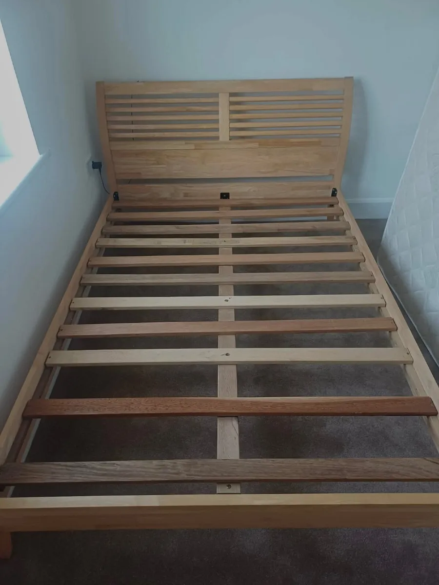 BEDFRAME - WOODEN - Image 2