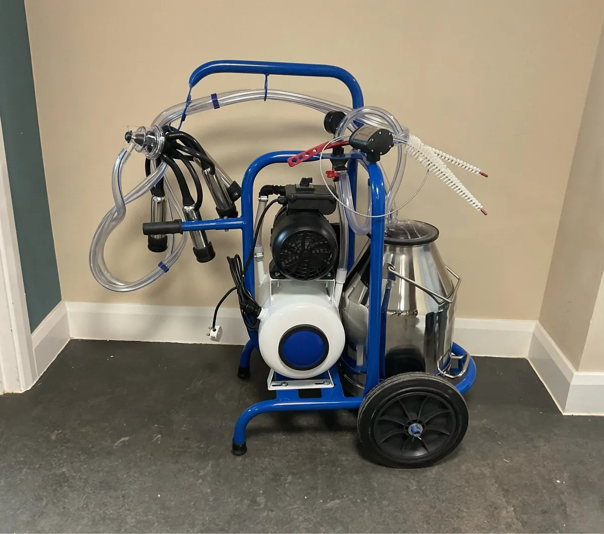 Portable milker - Image 3