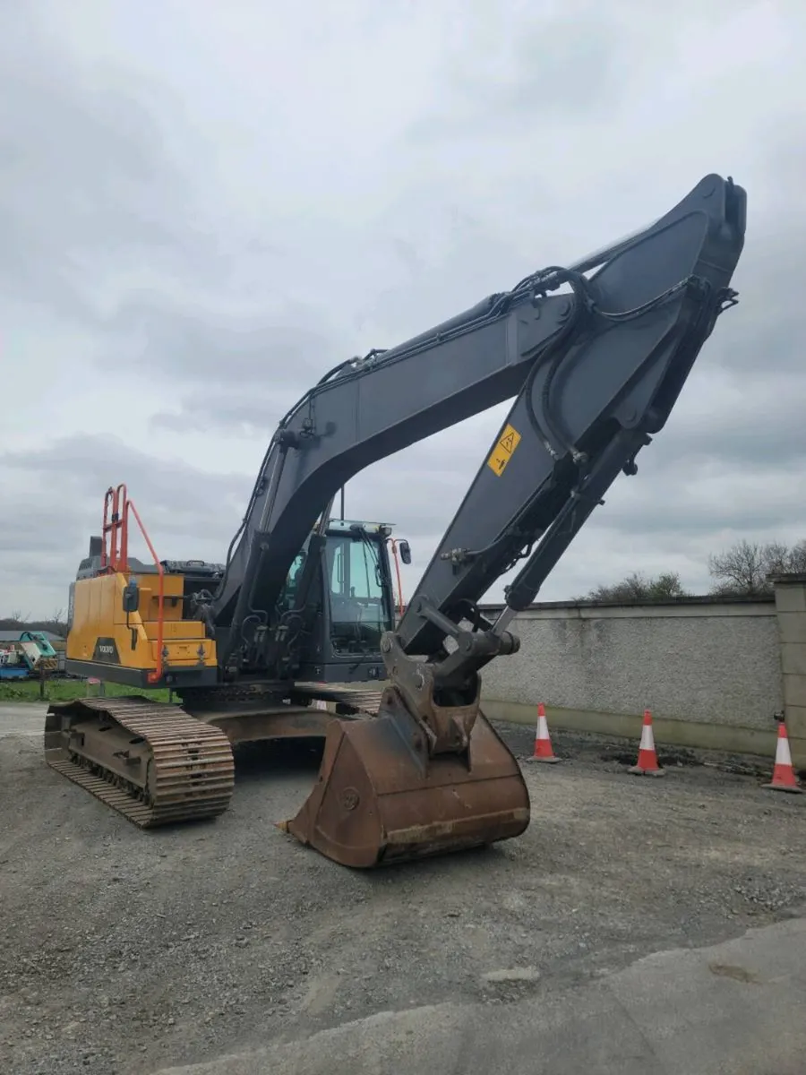 Volvo EC250El - Image 3