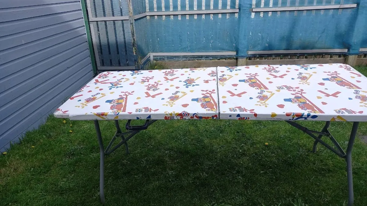Foldable table 6 foot by 3 foot. - Image 3