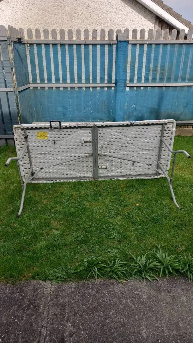 Foldable table 6 foot by 3 foot. - Image 4