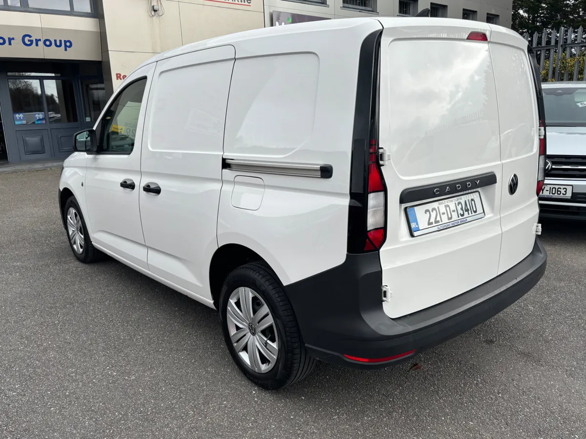 2.0 TDI (102BHP) - SAVE 2000eur - Image 2