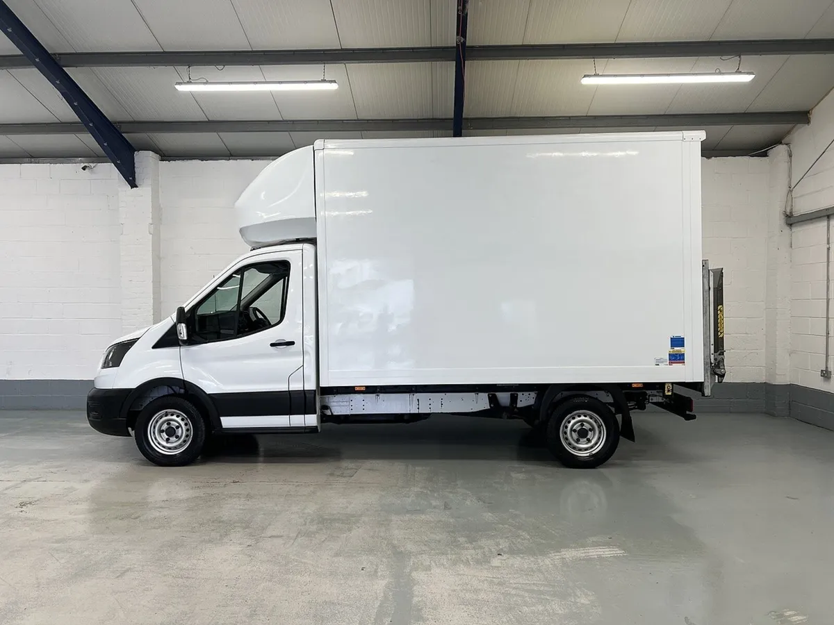 2022 Ford Transit Luton Box Van - Image 4