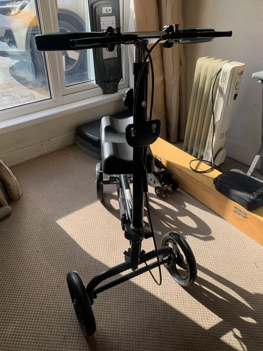 Knee Mobility Scooter - Image 1