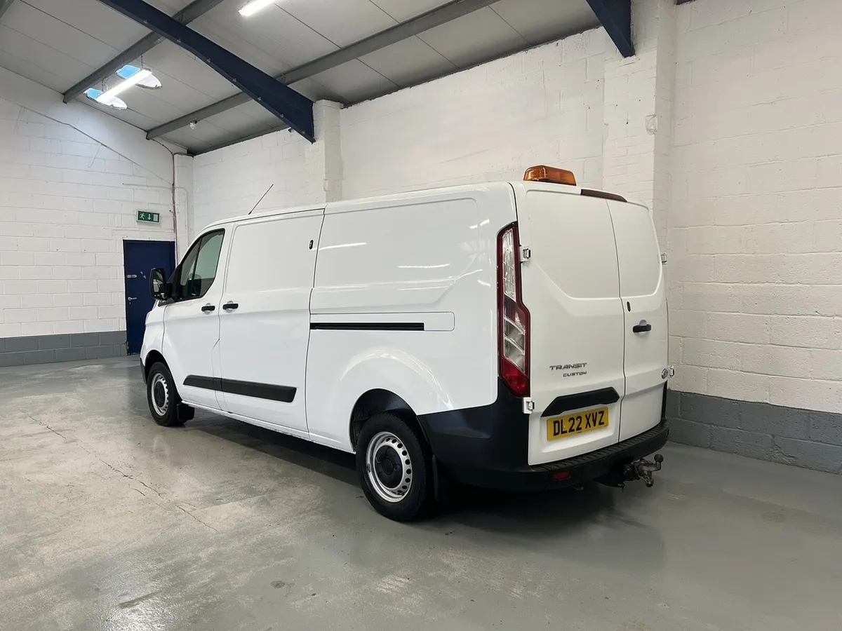 2022 Ford Transit Custom Panel Van - Image 4