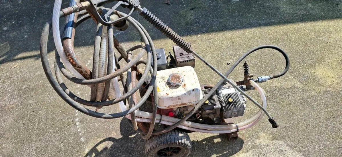 Honda petrol Power washer- with Big water pump - Image 4