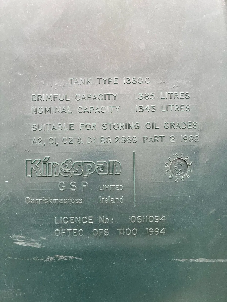 Fuel / Oil Tank inc hose & meter - Image 2