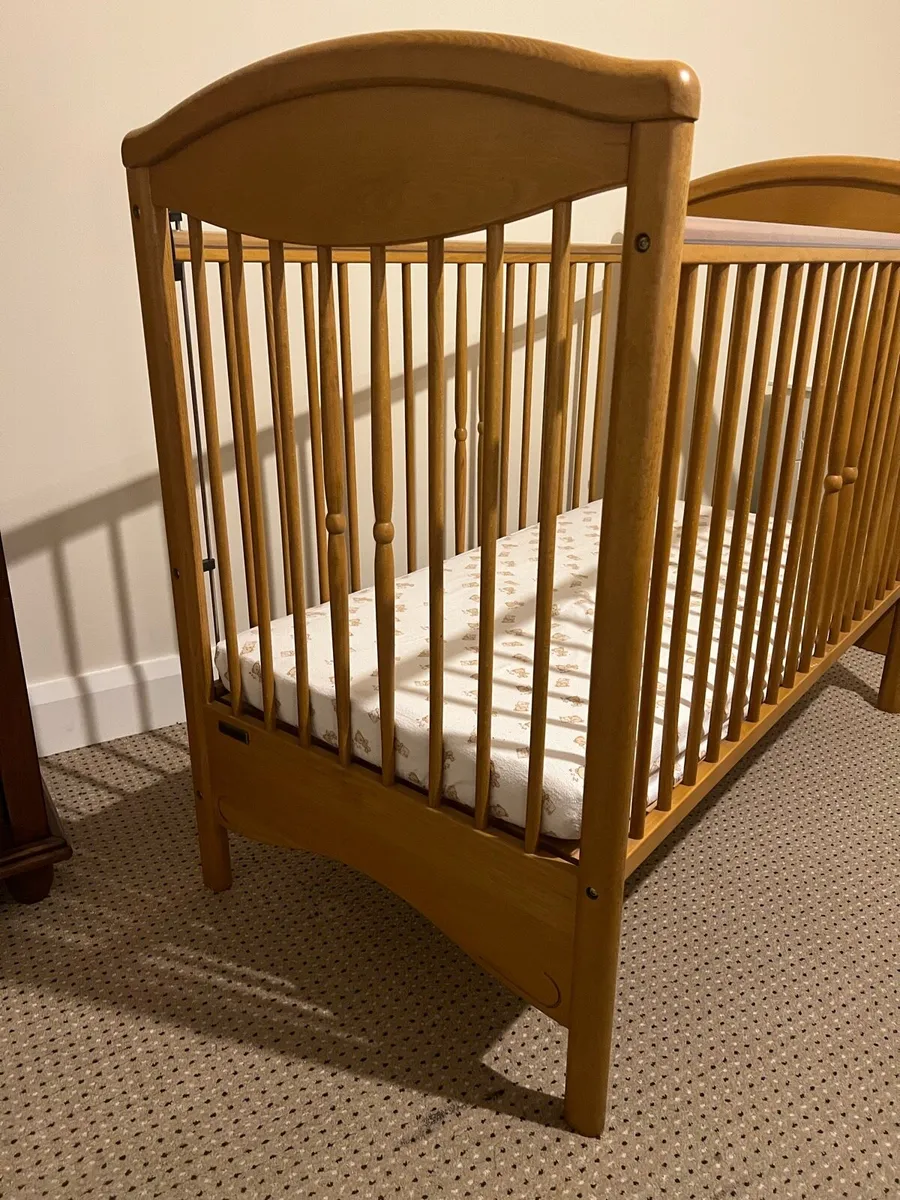 Mamas & Papas Cot - Image 2