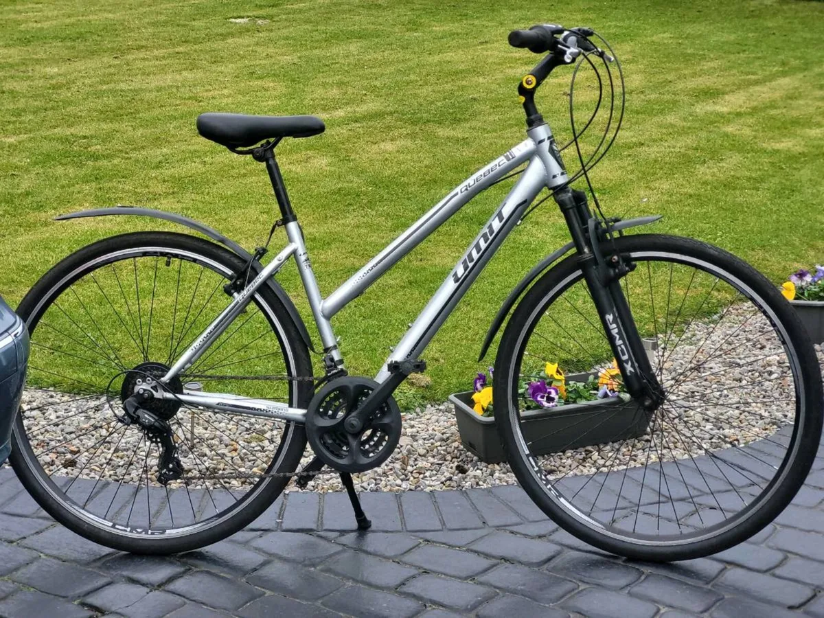 NICE LADIES BIKE GOOD CONDITION - Image 1