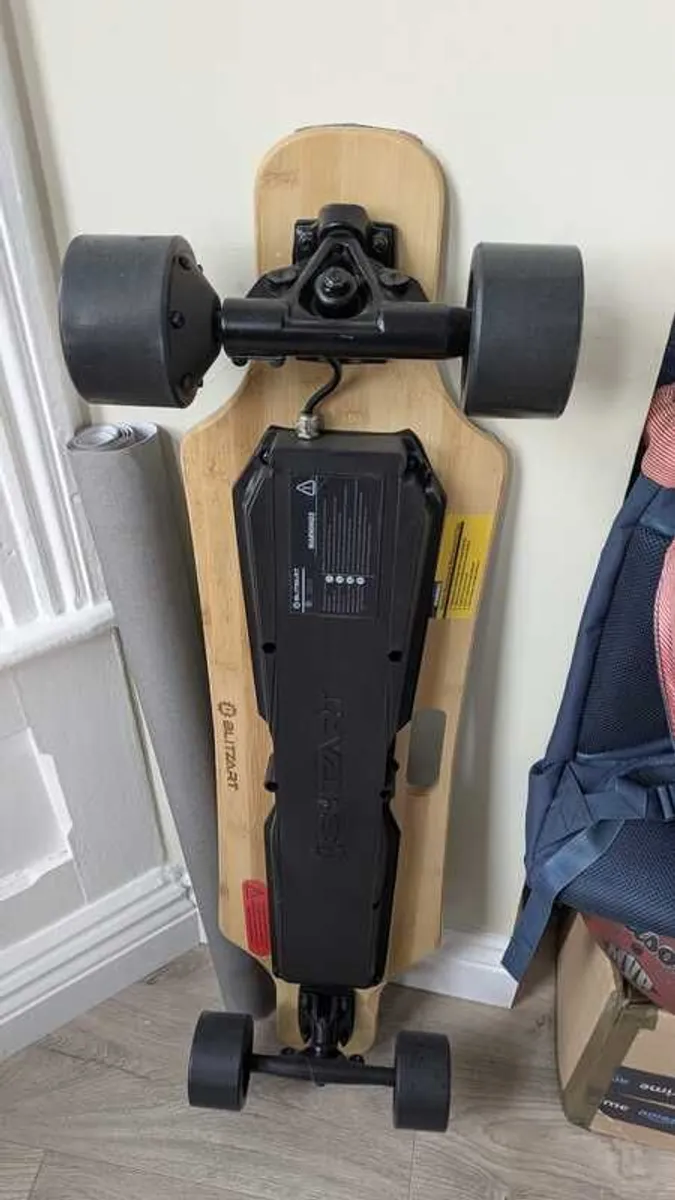 38" Hurricane Electric Longboard Electronic Skateboard - Image 2