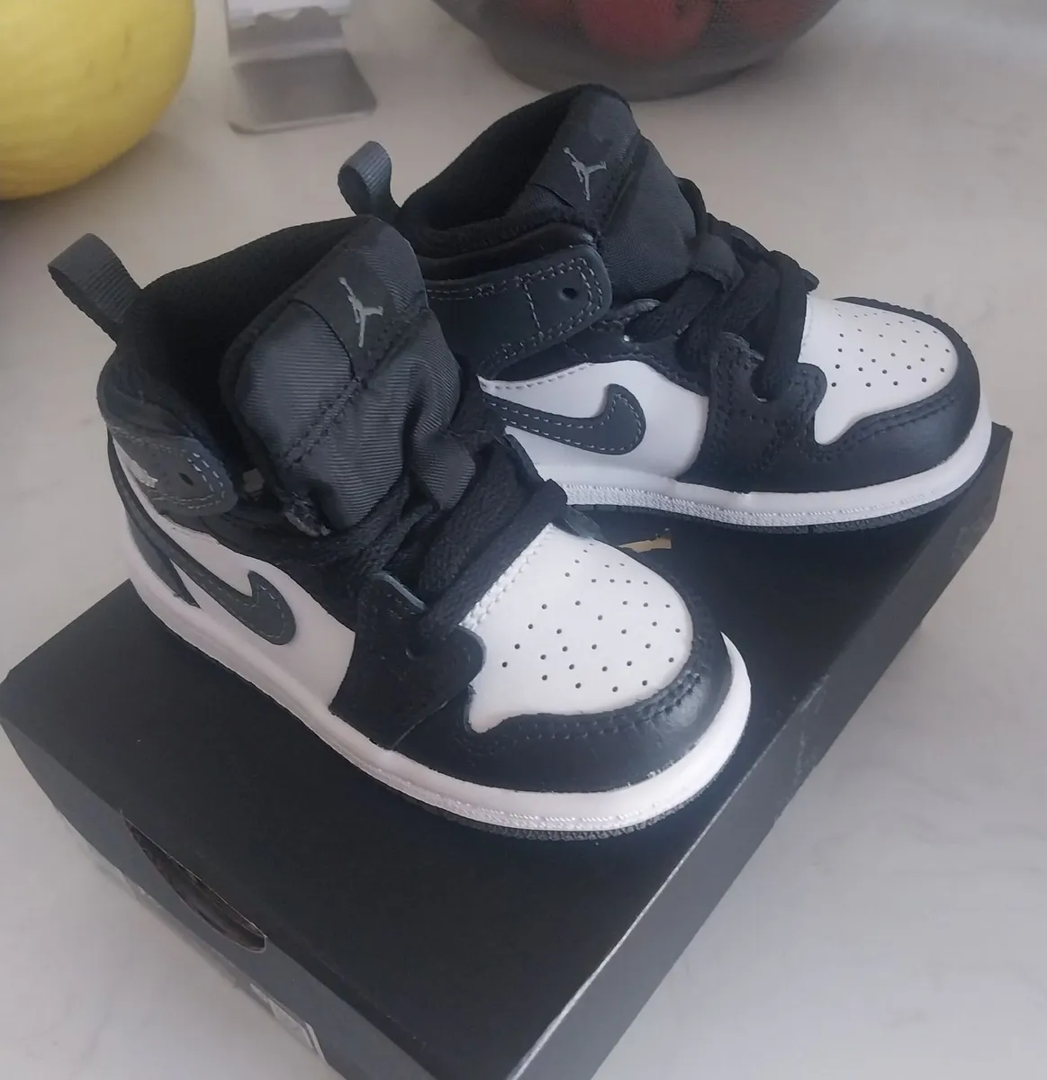 JDs Jordan toddler trainers - Image 1