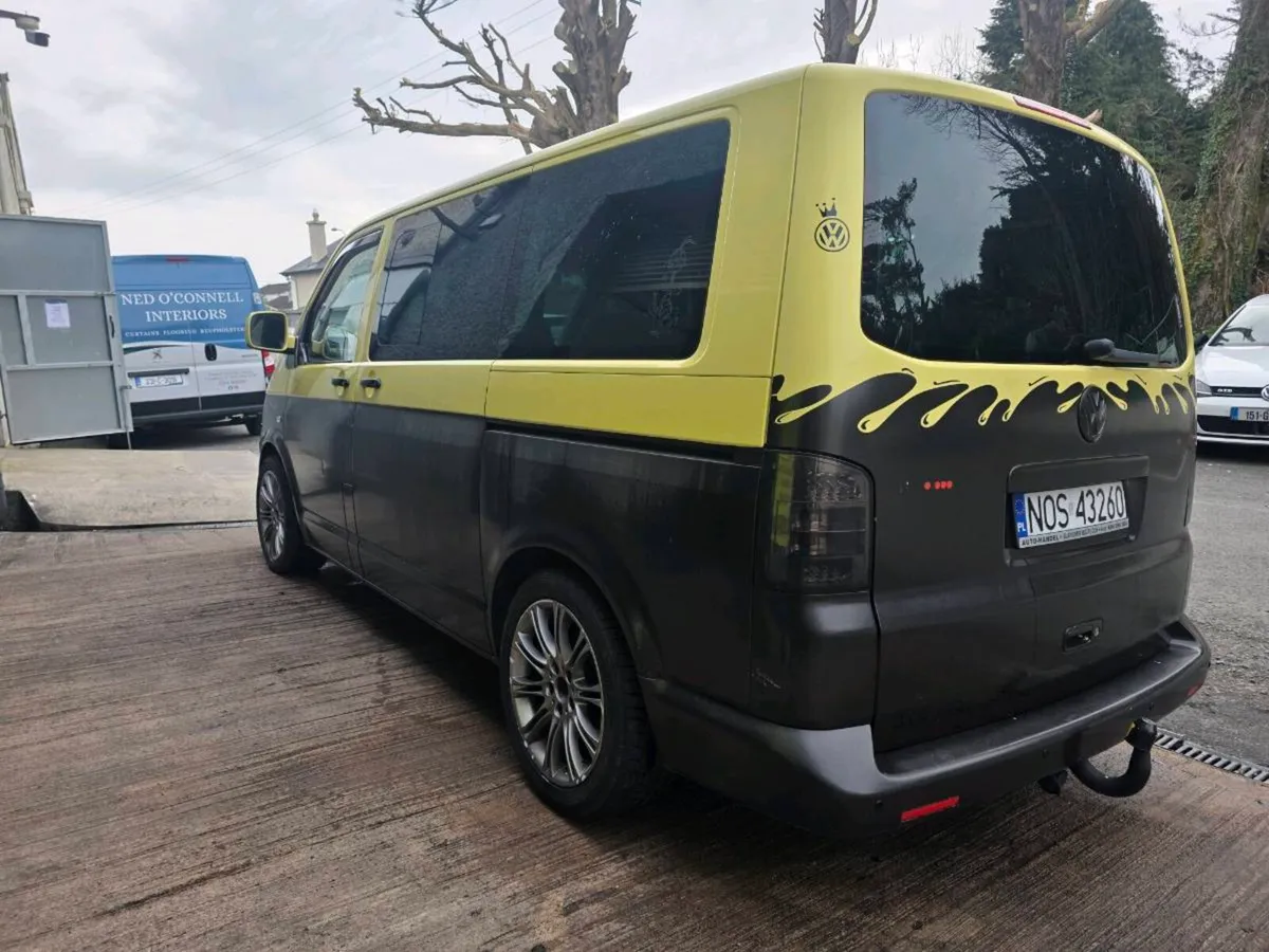Vw Transporter multivan 2.5 LHD - Image 2