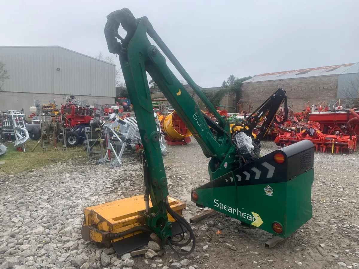SPEARHEAD 650T HEDGECUTTER - Image 3