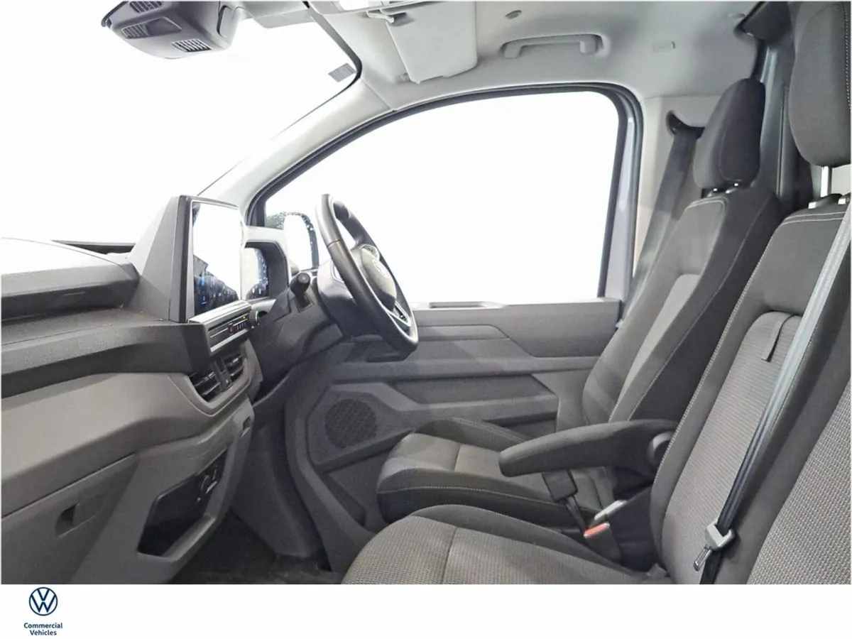 Volkswagen Transporter TRENDLINE LWB30 150BHP  A7F - Image 4