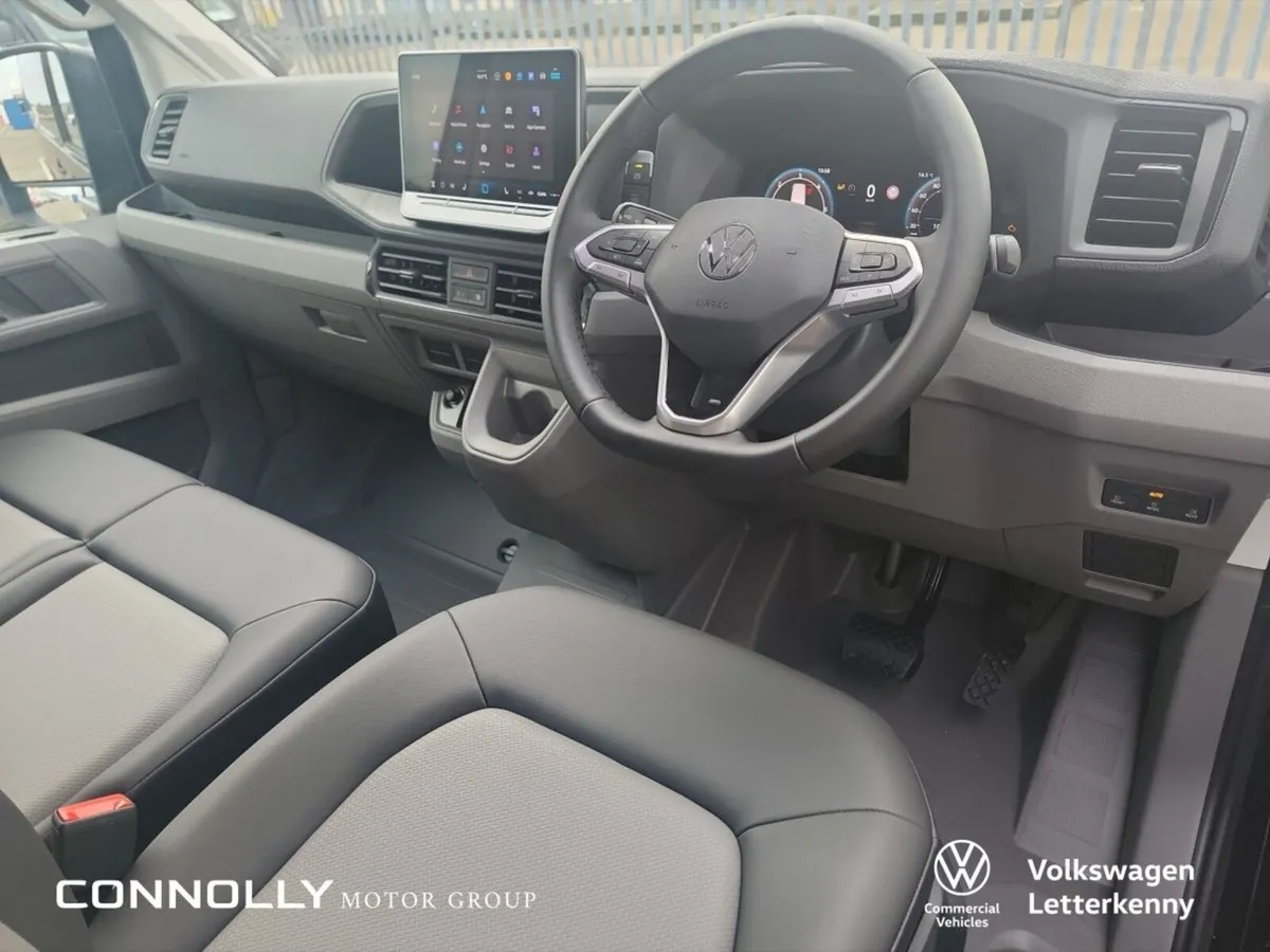 Volkswagen Crafter CRAFTER H 35 MWB 140BHP  A8F - Image 3