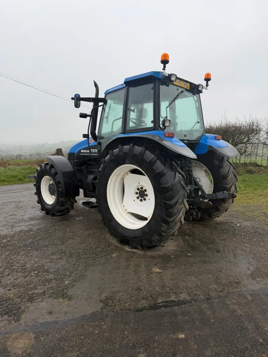 NEW HOLLAND TS115 TURBO - Image 2