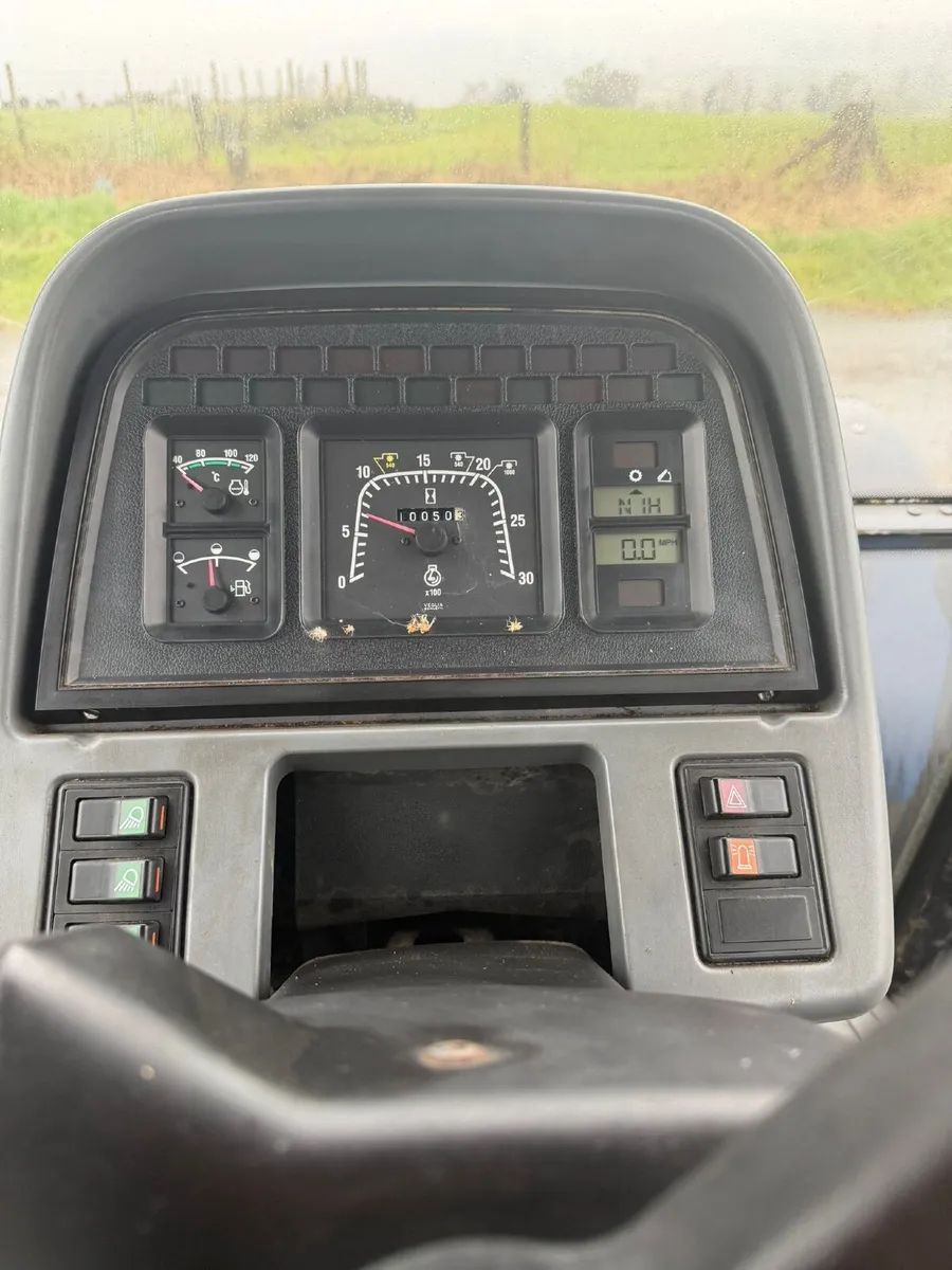 NEW HOLLAND TS115 TURBO - Image 4