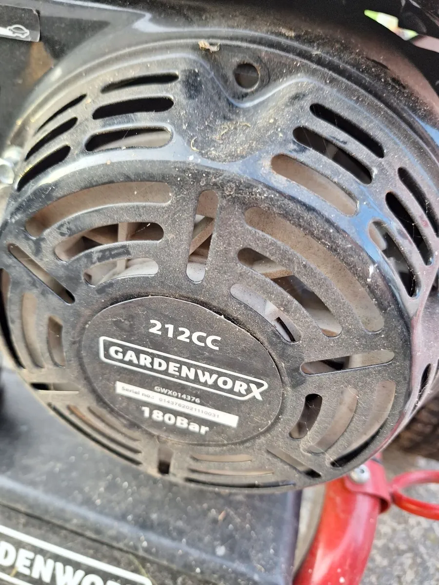 Power Washer / Engine - Image 2