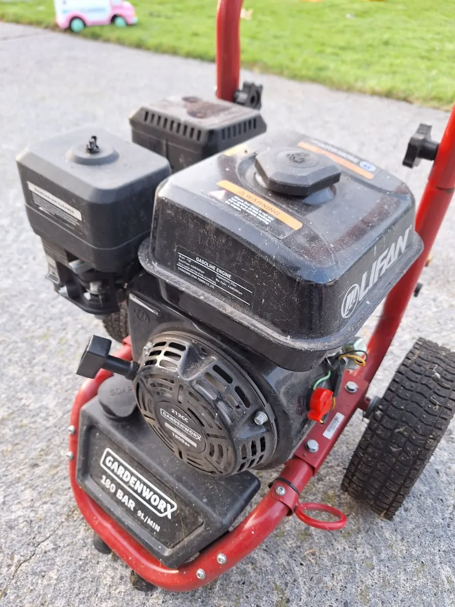 Power Washer / Engine - Image 3