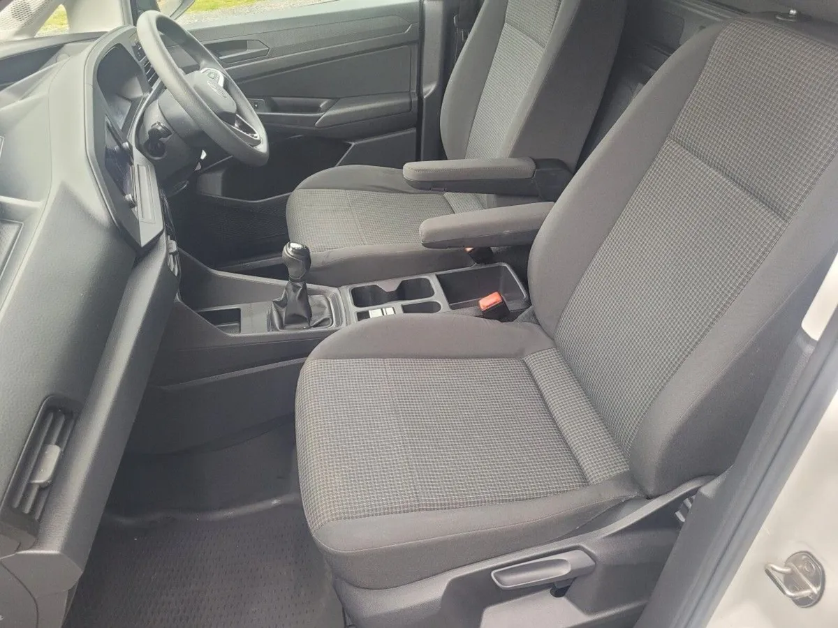 Volkswagen Caddy 2023 CARGO 2.0 TDI 6SPEED *NO VAT - Image 2